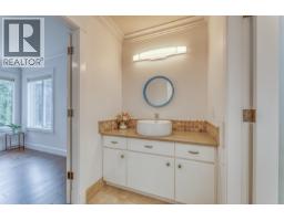 3067 Plateau Boulevard, Coquitlam, BC V3E2Y7 Photo 26