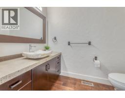 3067 Plateau Boulevard, Coquitlam, BC V3E2Y7 Photo 16