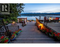 Ensuite - 2299 Comox Ave, Comox, BC V9M1X6 Photo 8