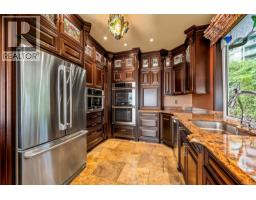 2299 Comox Ave, Comox, BC V9M1X6 Photo 16