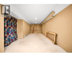2299 Comox Ave, Comox, BC V9M1X6 Photo 72