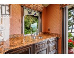 2299 Comox Ave, Comox, BC V9M1X6 Photo 28