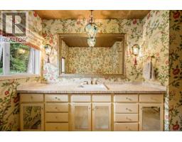 2299 Comox Ave, Comox, BC V9M1X6 Photo 57