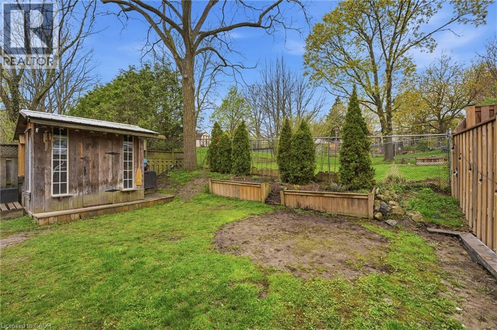 10 BURKE Drive - 36
