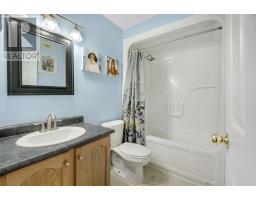 13 Meeker Place thumbnail 14