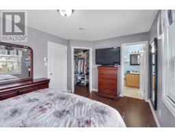 13 Meeker Place thumbnail 9