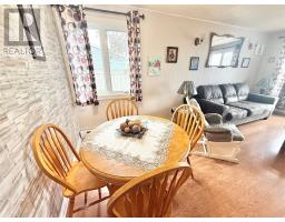 11 Caribou Road thumbnail 15