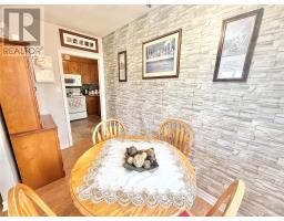 11 Caribou Road thumbnail 16
