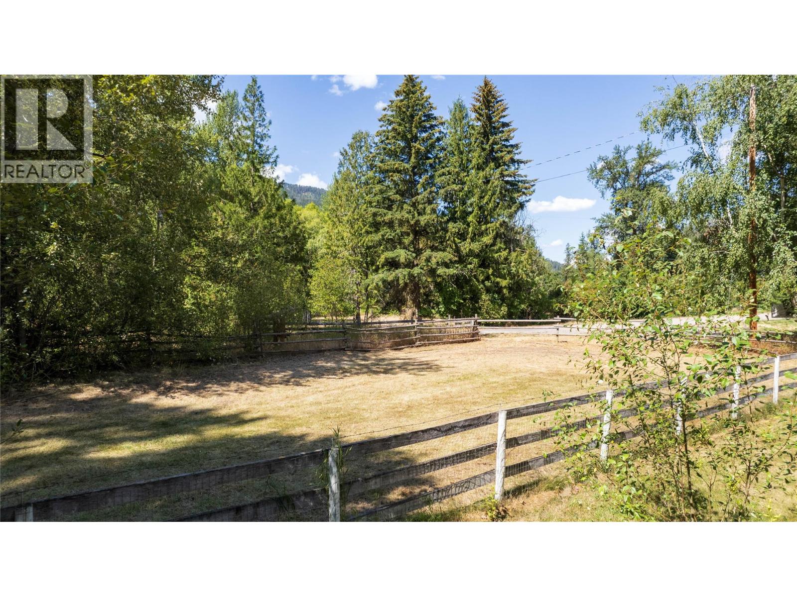 3545 Shaw Road, Falkland