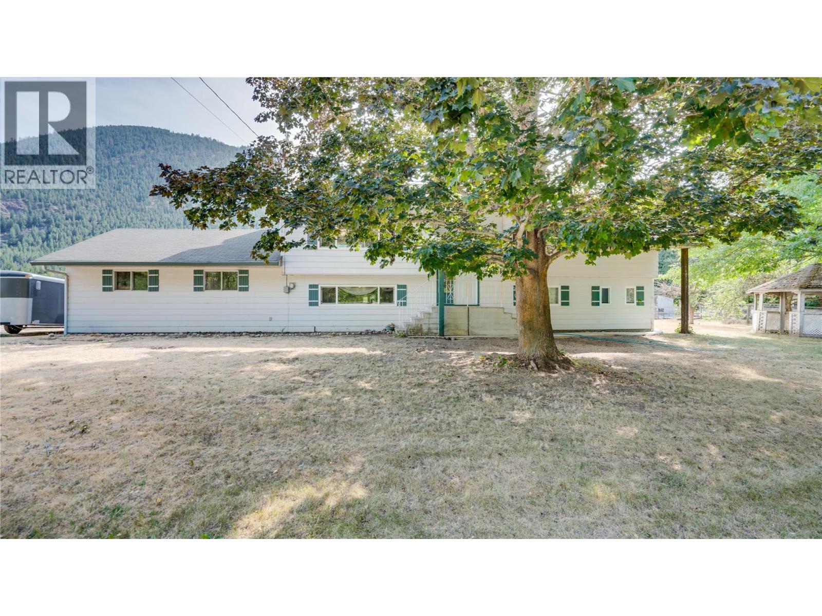 3545 Shaw Road, Falkland