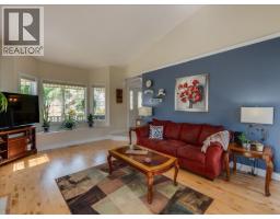 Bedroom - 3617 14th Avenue, Castlegar, BC V1N4J2 Photo 6