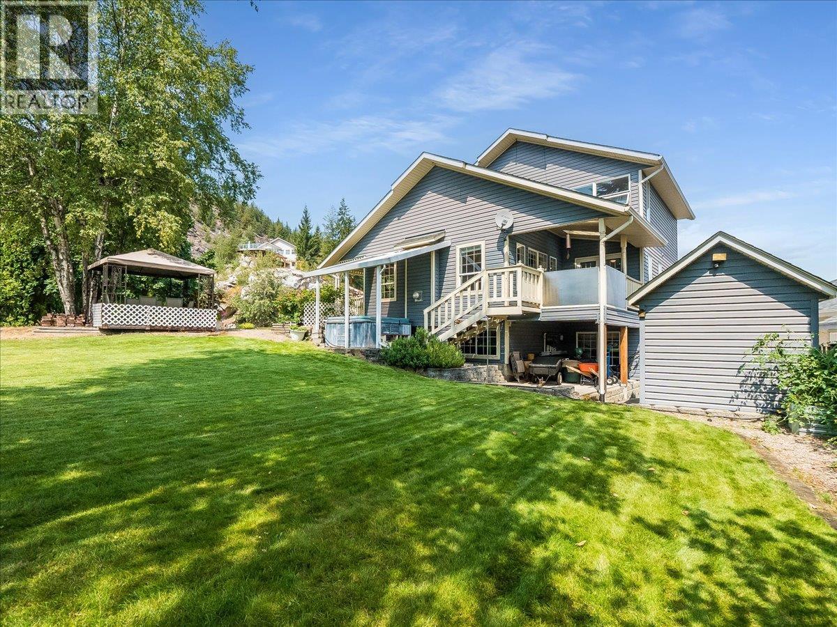 3617 14th Avenue - 71