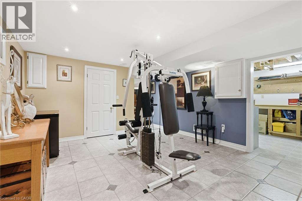 86 ERIE Avenue S - Image 32