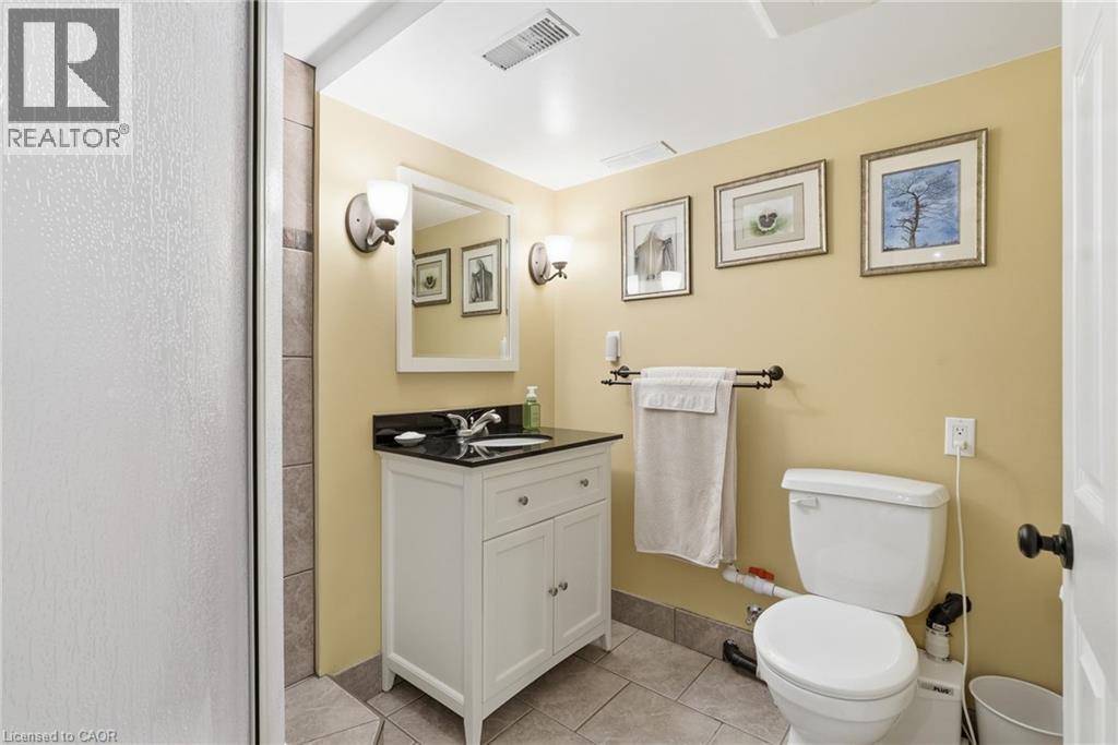 86 ERIE Avenue S - Image 36