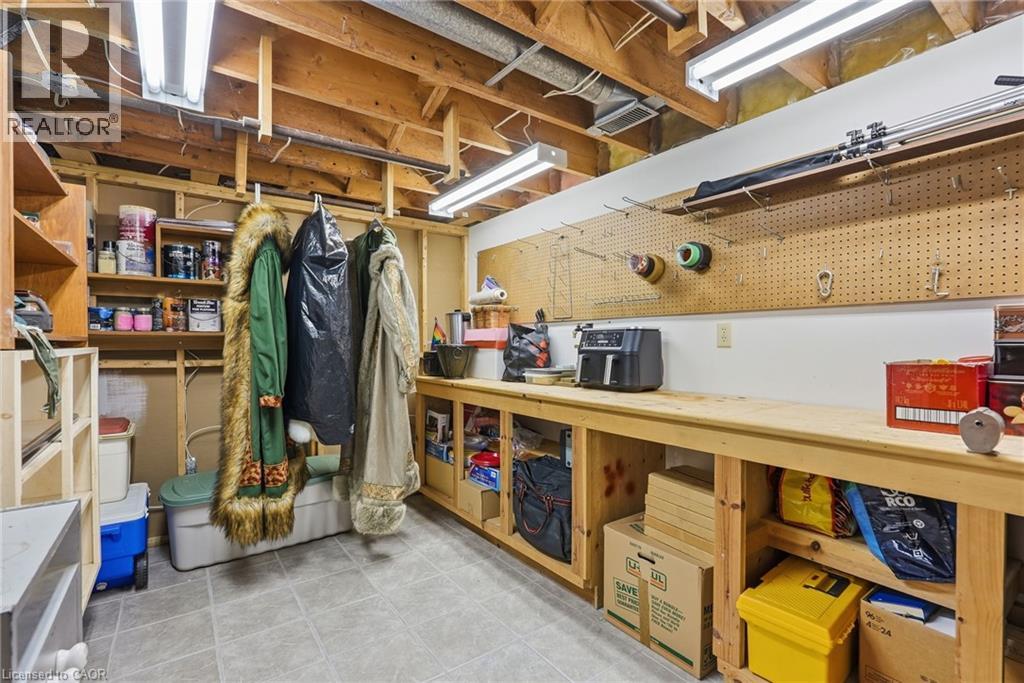 86 ERIE Avenue S - Image 33