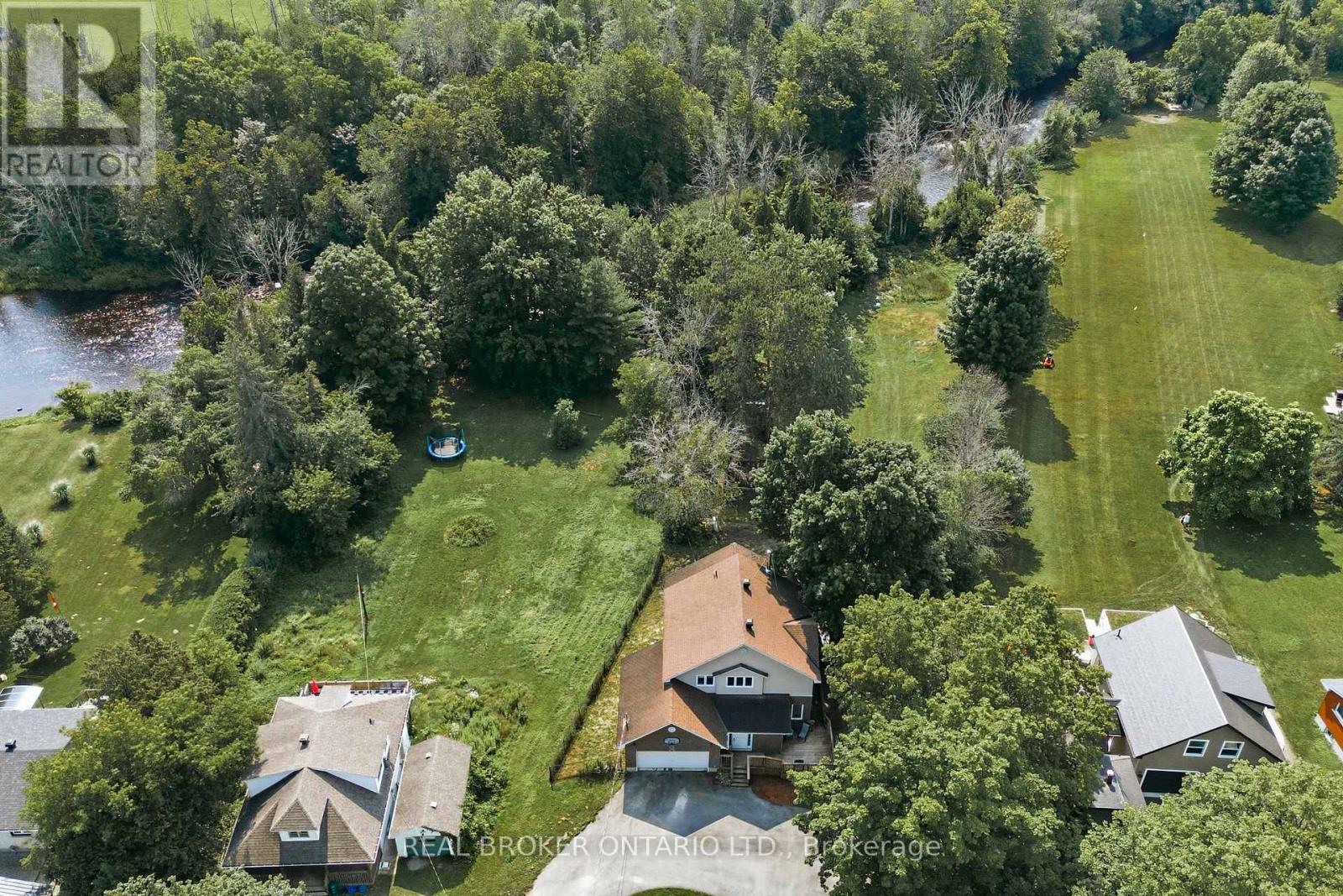 320 CLOTHIER STREET W - Image 40