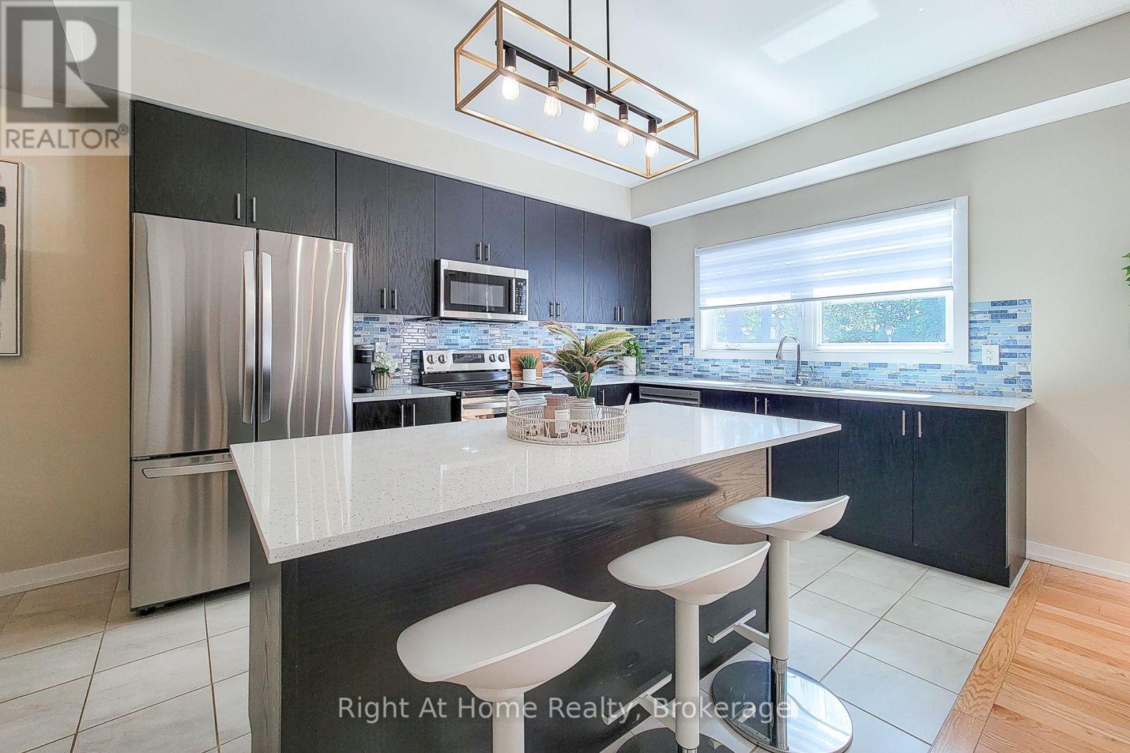 3 TRAILSIDE DRIVE - Image 3