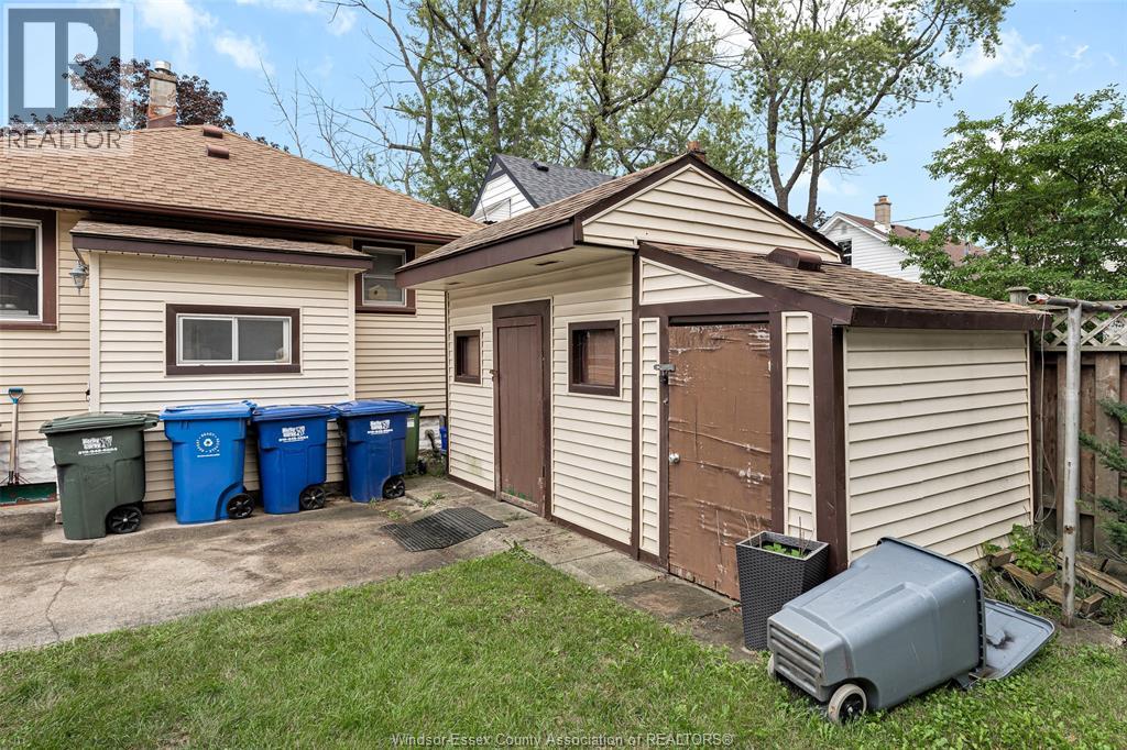 1547 ELLROSE AVENUE - Image 10