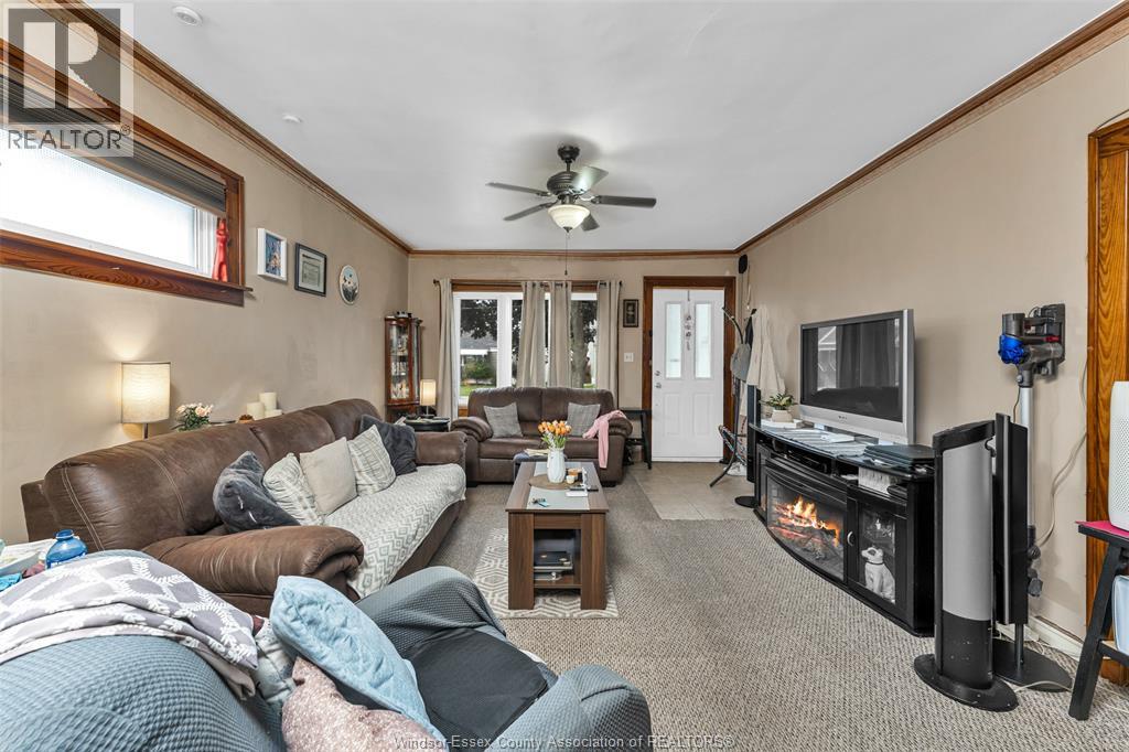 1547 ELLROSE AVENUE - Image 14