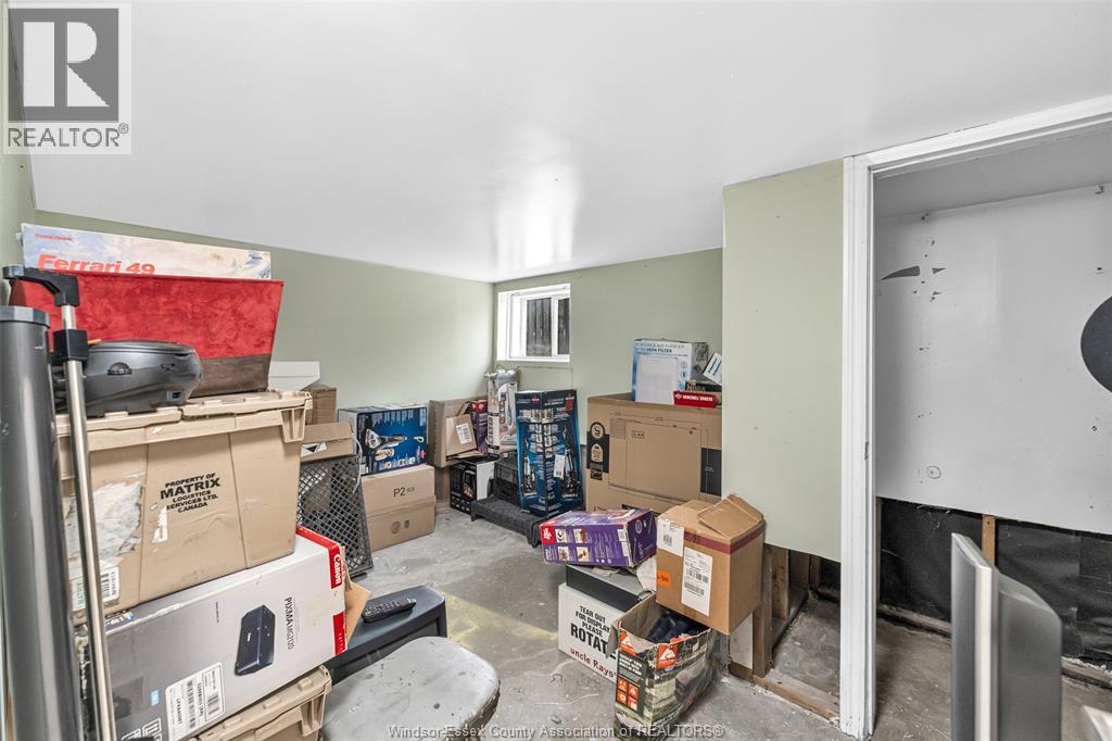 1547 ELLROSE AVENUE - Image 29