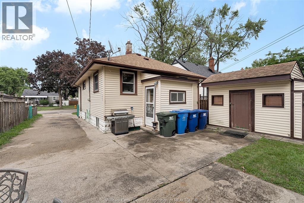 1547 ELLROSE AVENUE - Image 7