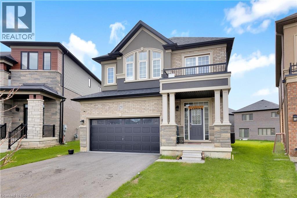 29 JENNER Drive