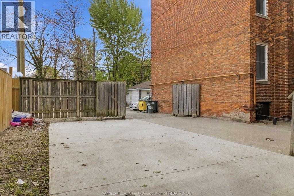 1453-1455 WYANDOTTE STREET - Image 41