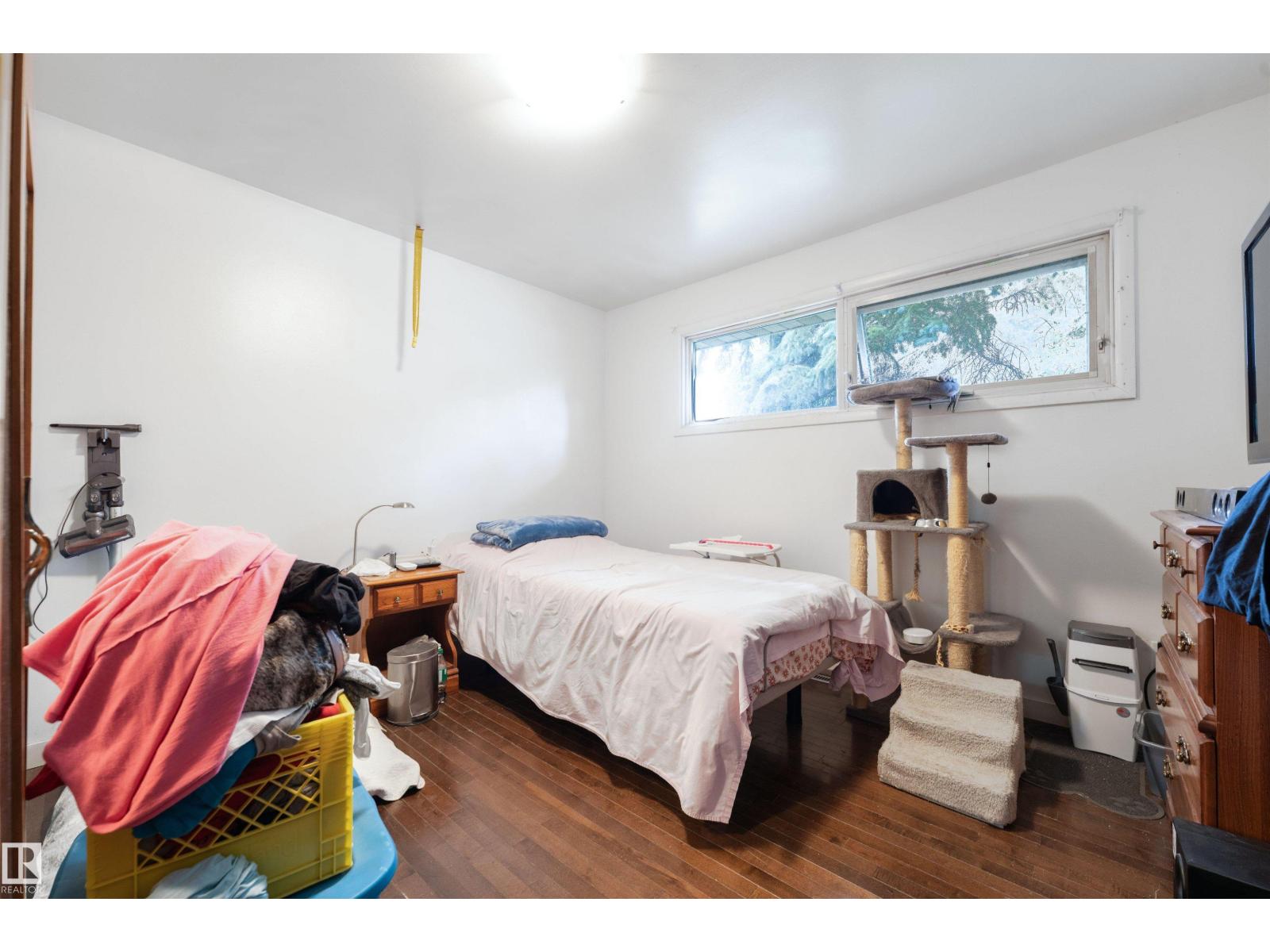 4906 50 AV - Image 9