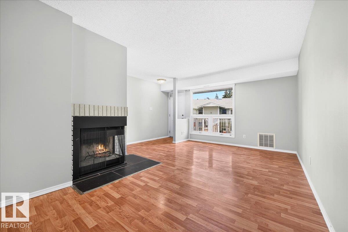 #35 2115 118 ST NW - 16