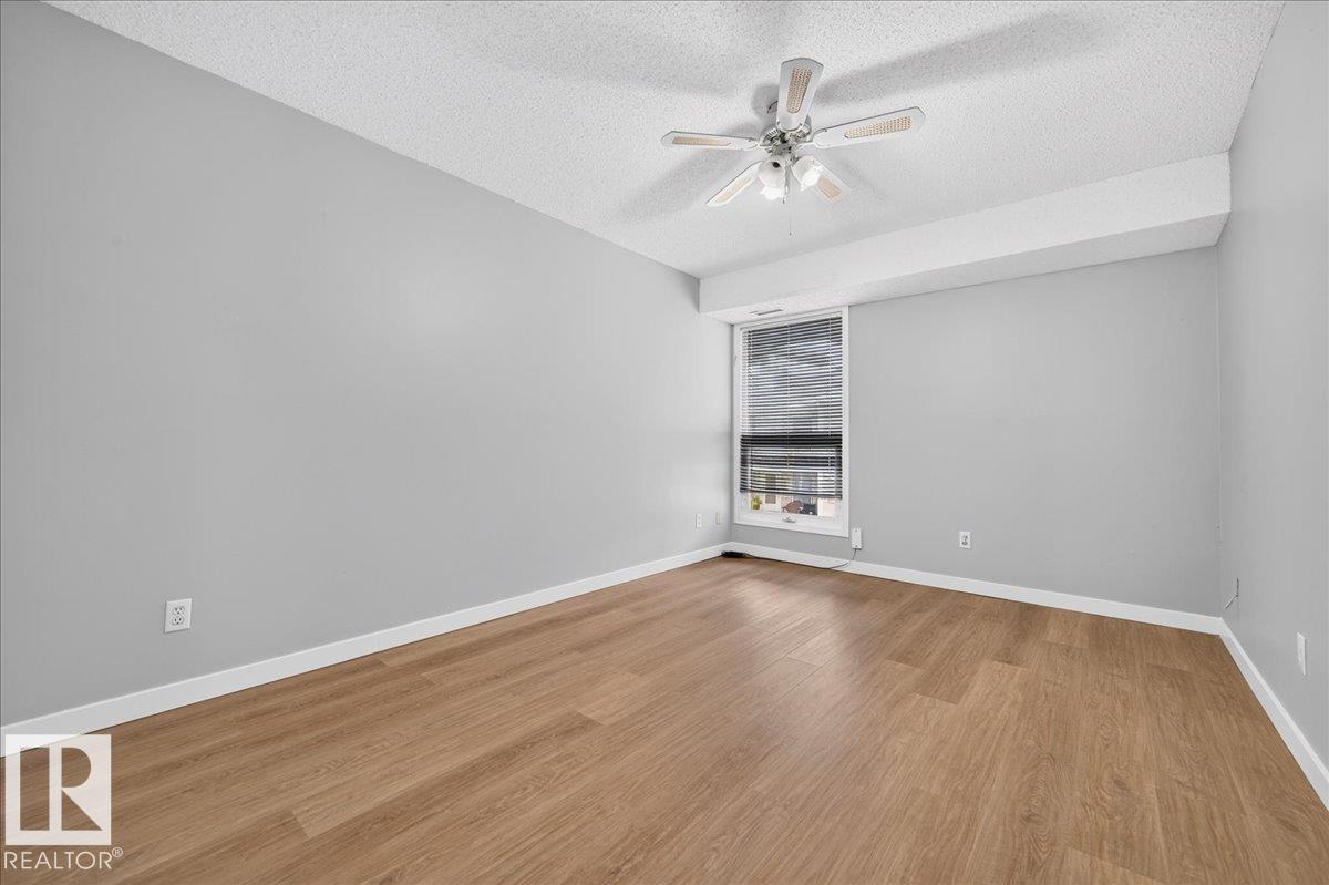 #35 2115 118 ST NW - 27