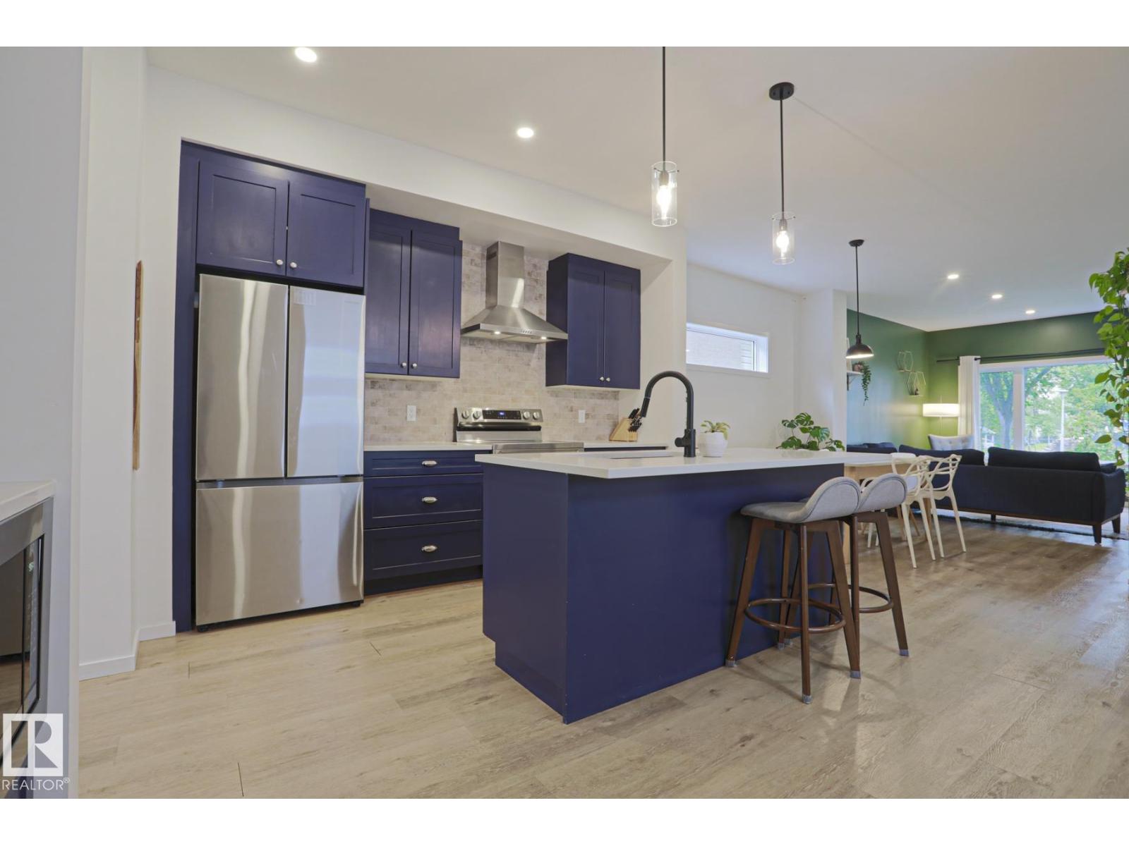 12020 125 ST NW - 11