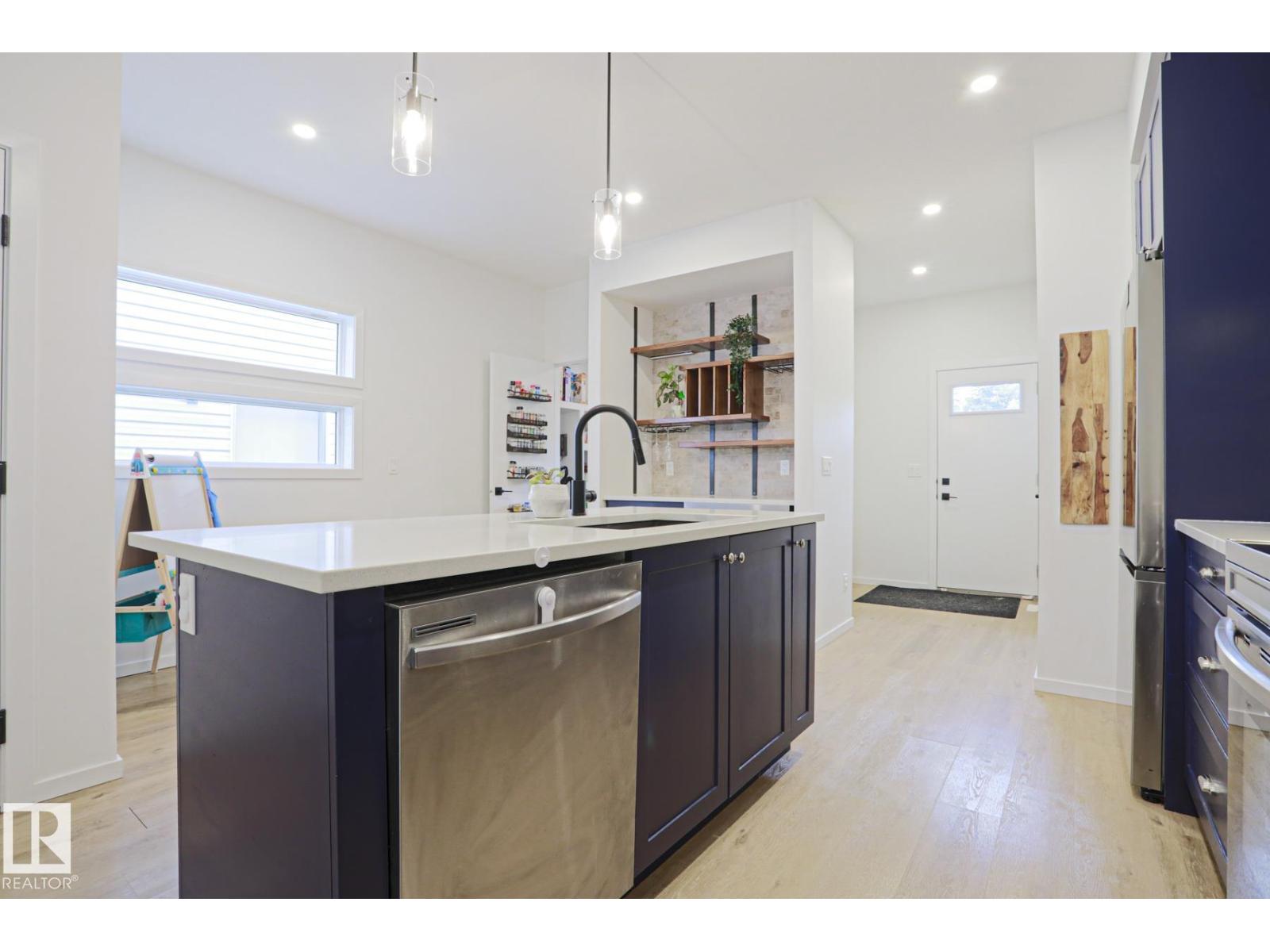 12020 125 ST NW - Image 17