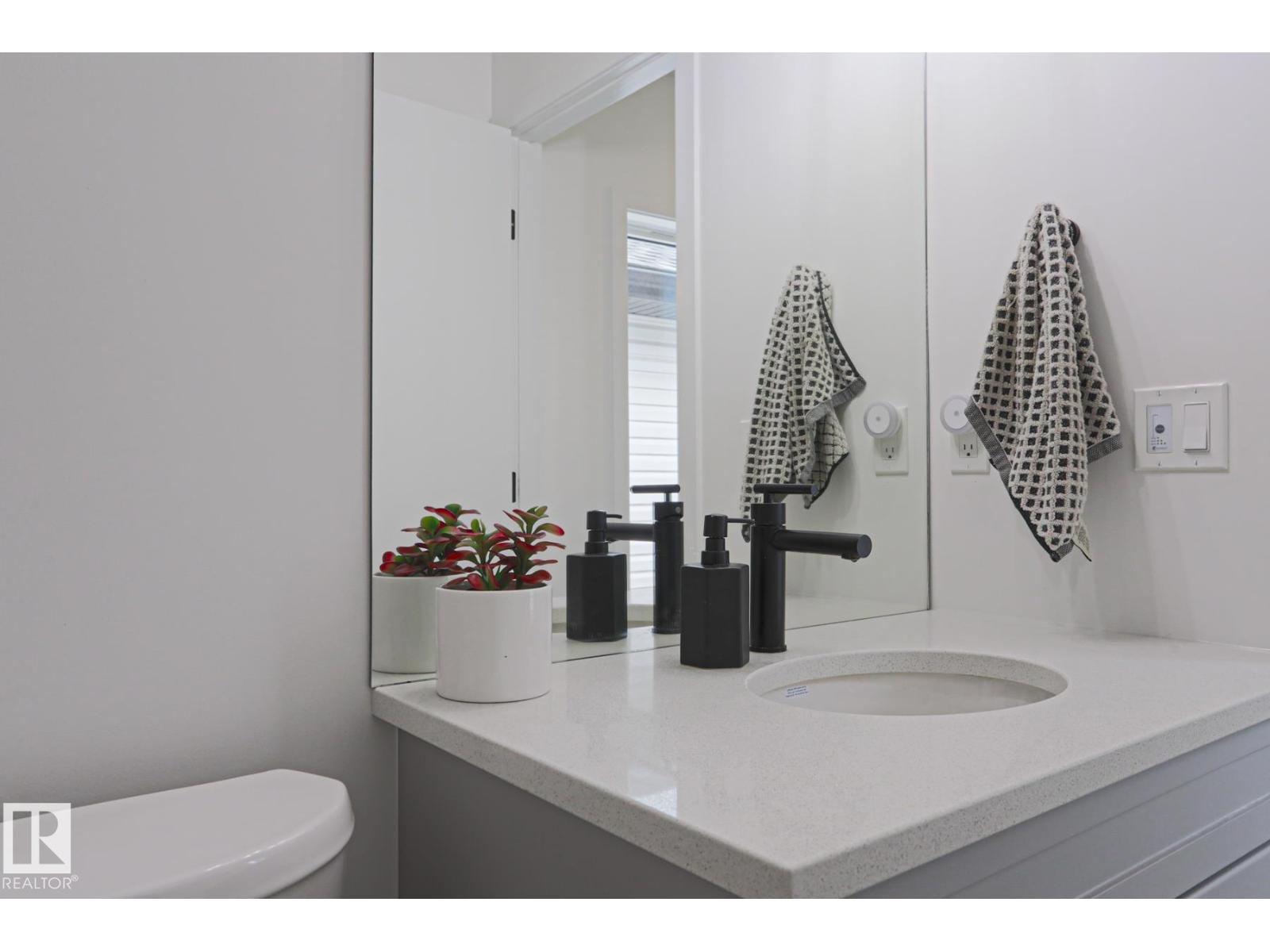 12020 125 ST NW - Image 34