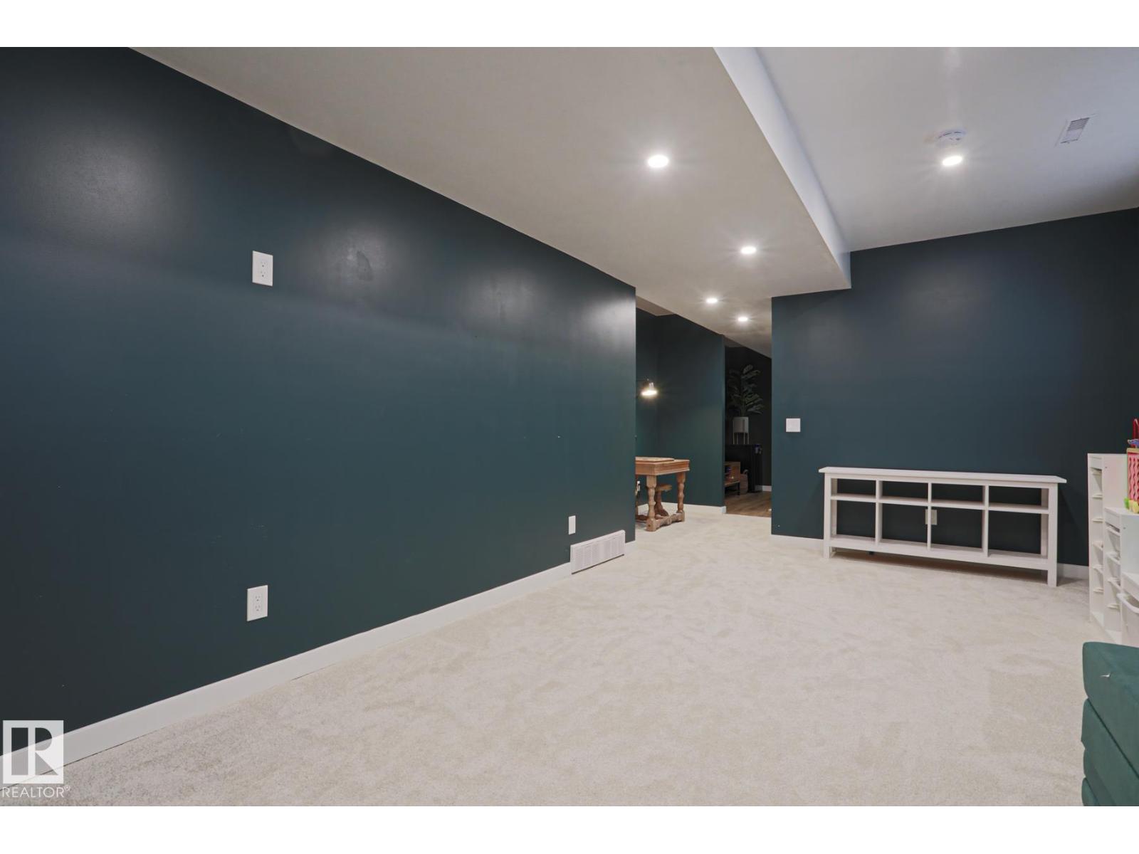 12020 125 ST NW - Image 47