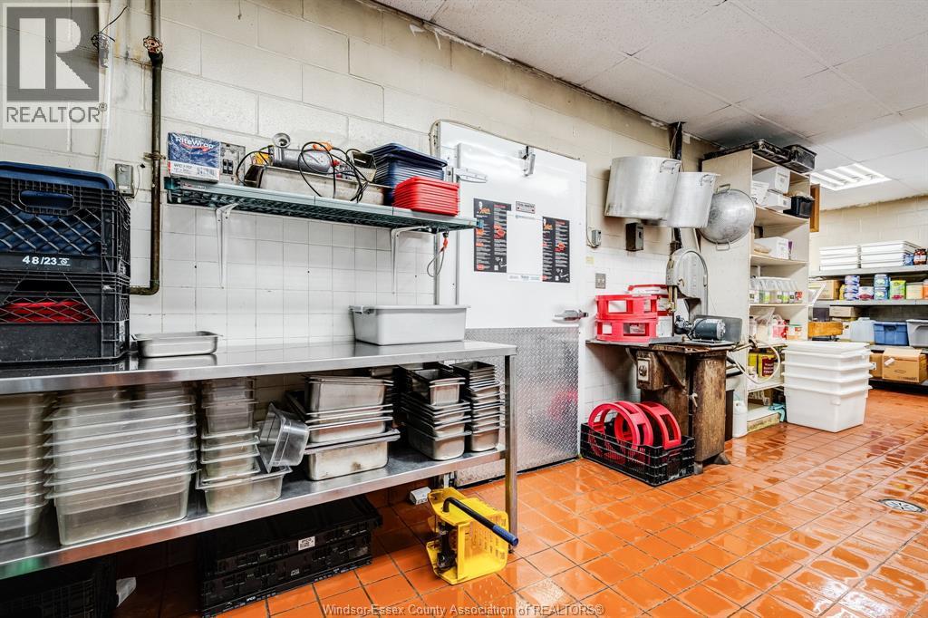 22 Main St. E. - 35
