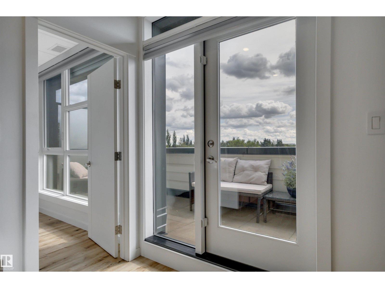 #410 11503 76 AV NW - 15