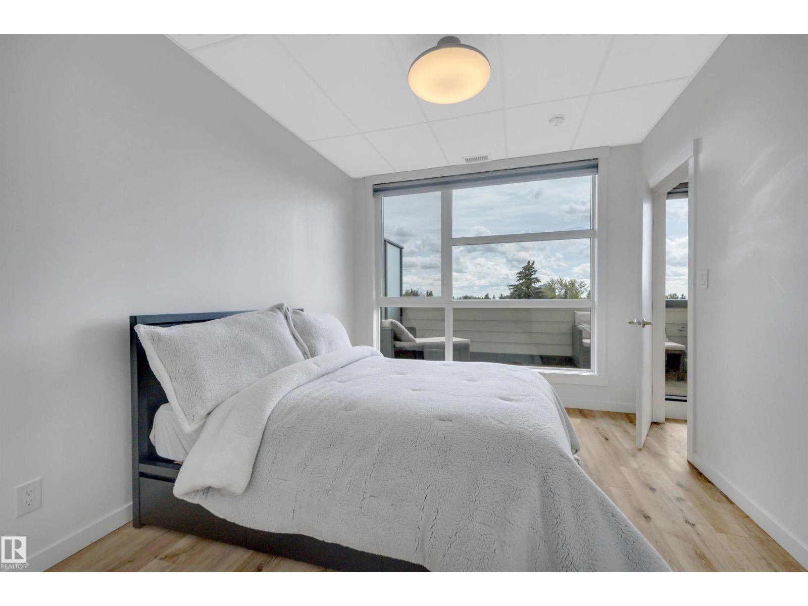 #410 11503 76 AV NW - 21