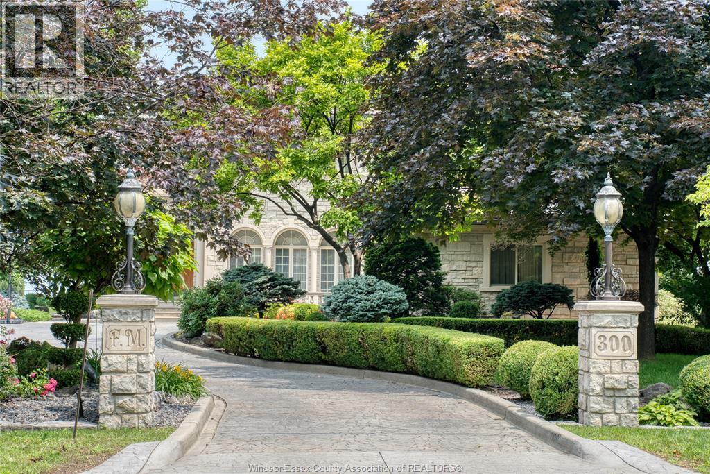 300 Elmgrove DRIVE - 5