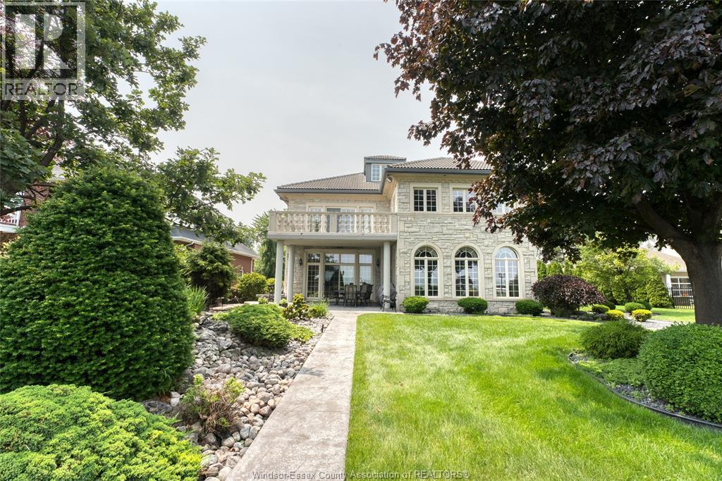 300 Elmgrove DRIVE - 39