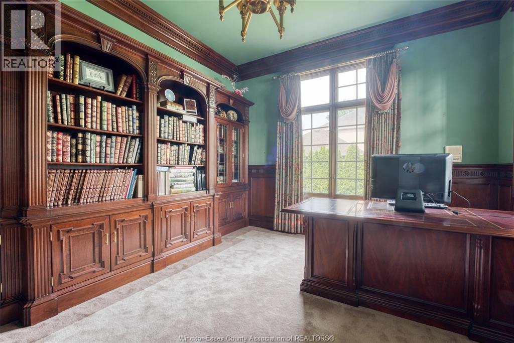 300 Elmgrove DRIVE - 26