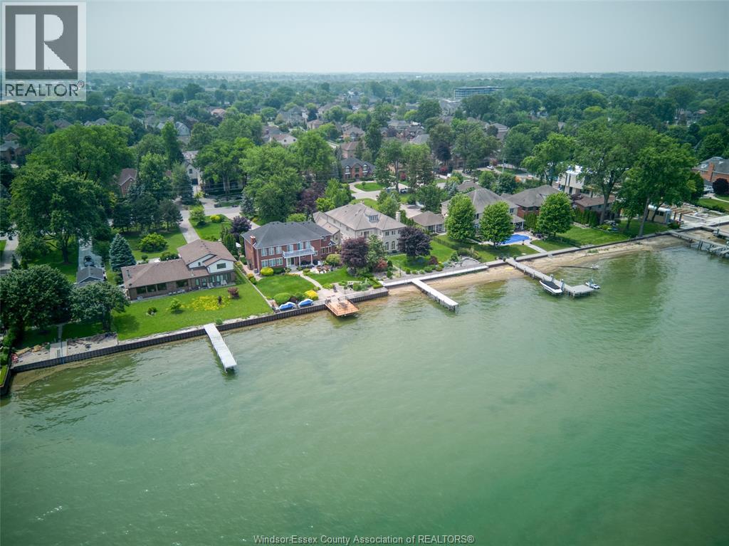 300 Elmgrove DRIVE - 48