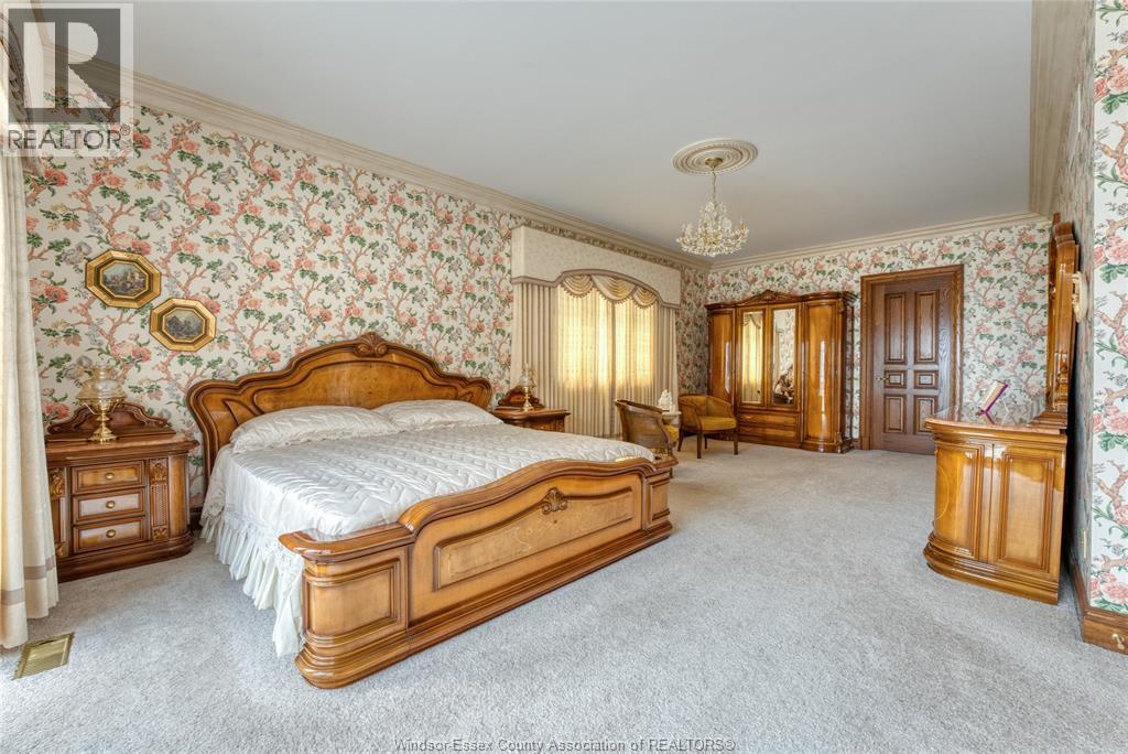 300 Elmgrove DRIVE - 30