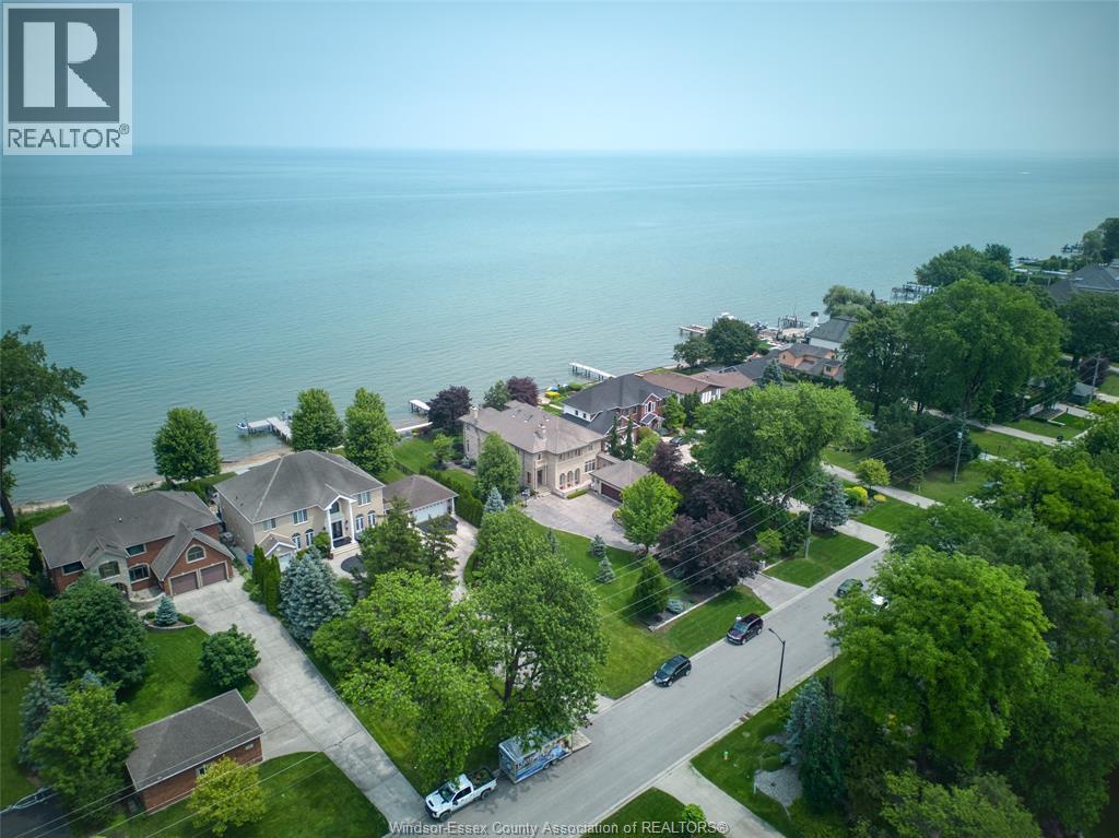 300 Elmgrove DRIVE - 47
