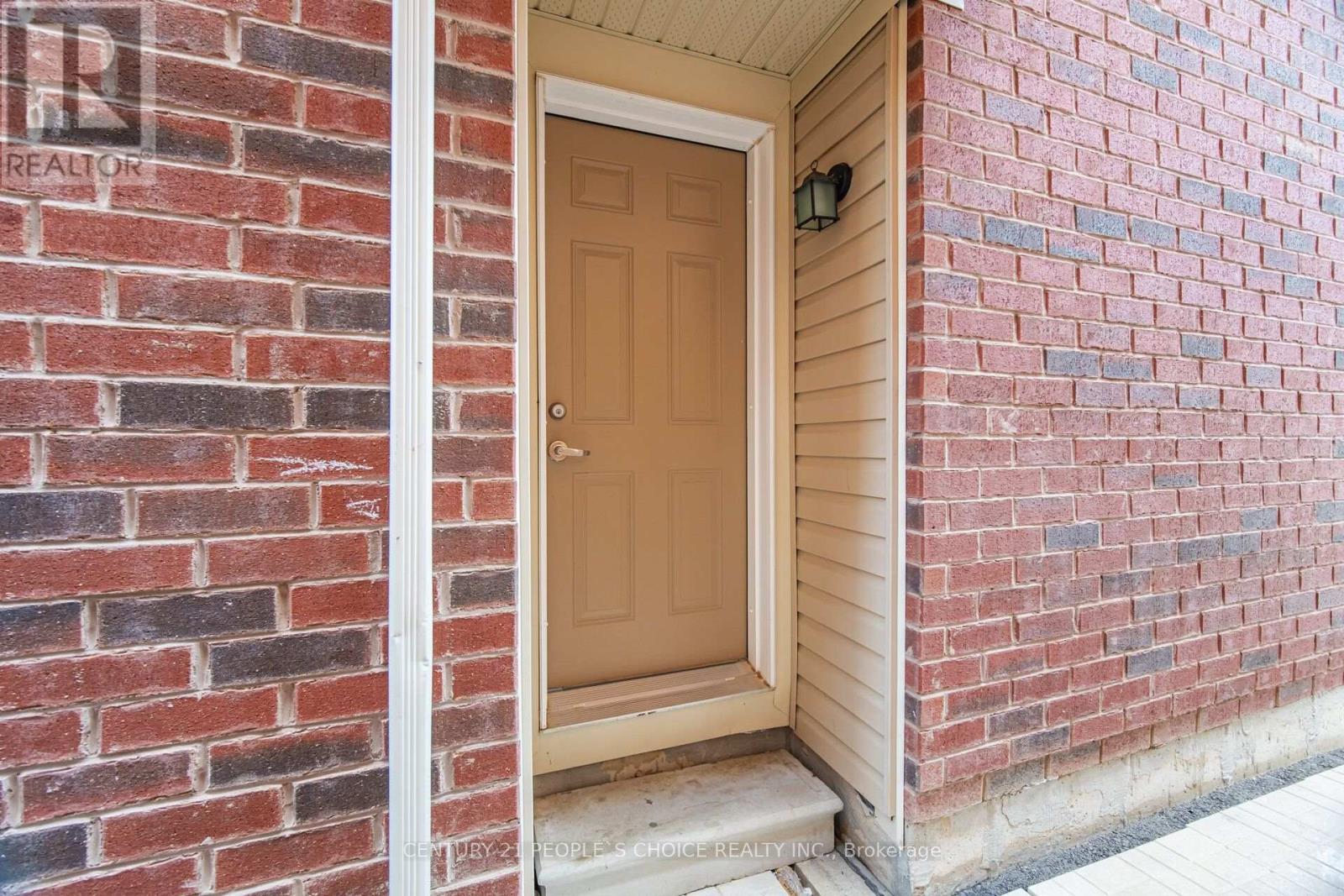 96 ENFORD CRESCENT - 35