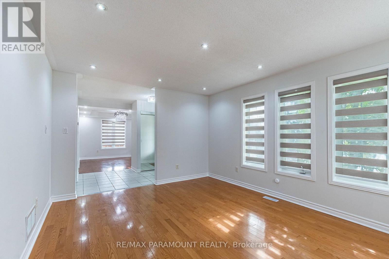 22 CHECKERBERRY CRESCENT - 9
