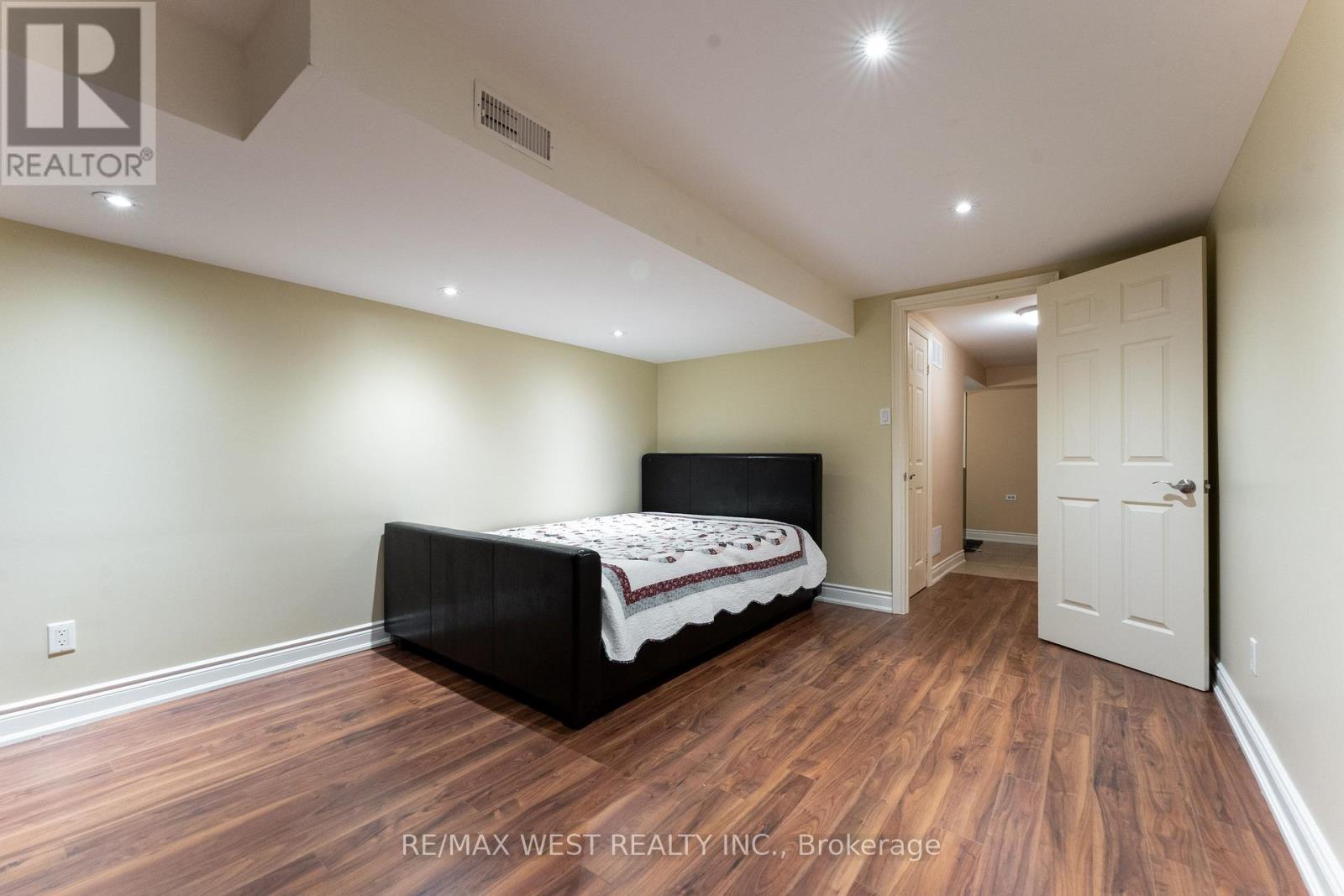 3098 DRIFTWOOD DRIVE - Image 30