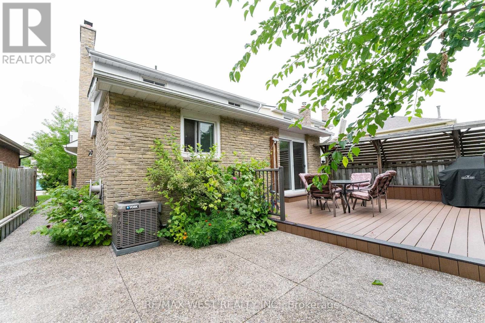 3098 DRIFTWOOD DRIVE - Image 39