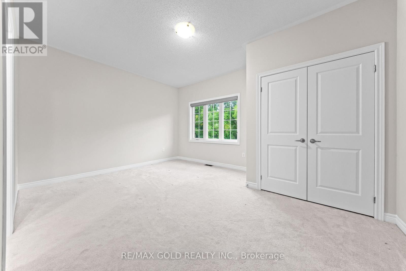 26 UNWIND CRESCENT - 20