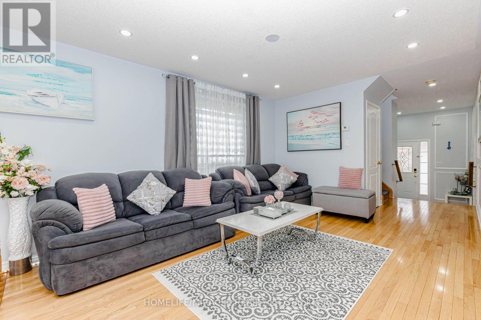 60 BUSHMILL CIRCLE - 13