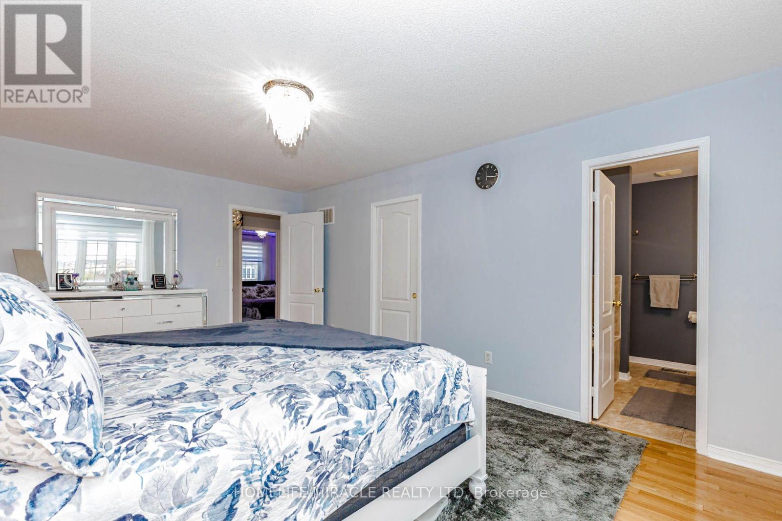 60 BUSHMILL CIRCLE - 31